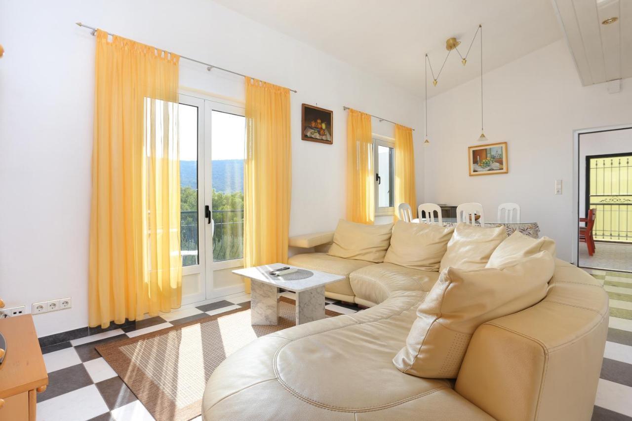 Apartments By The Sea Poljica, Trogir - 16999 Marina Kültér fotó